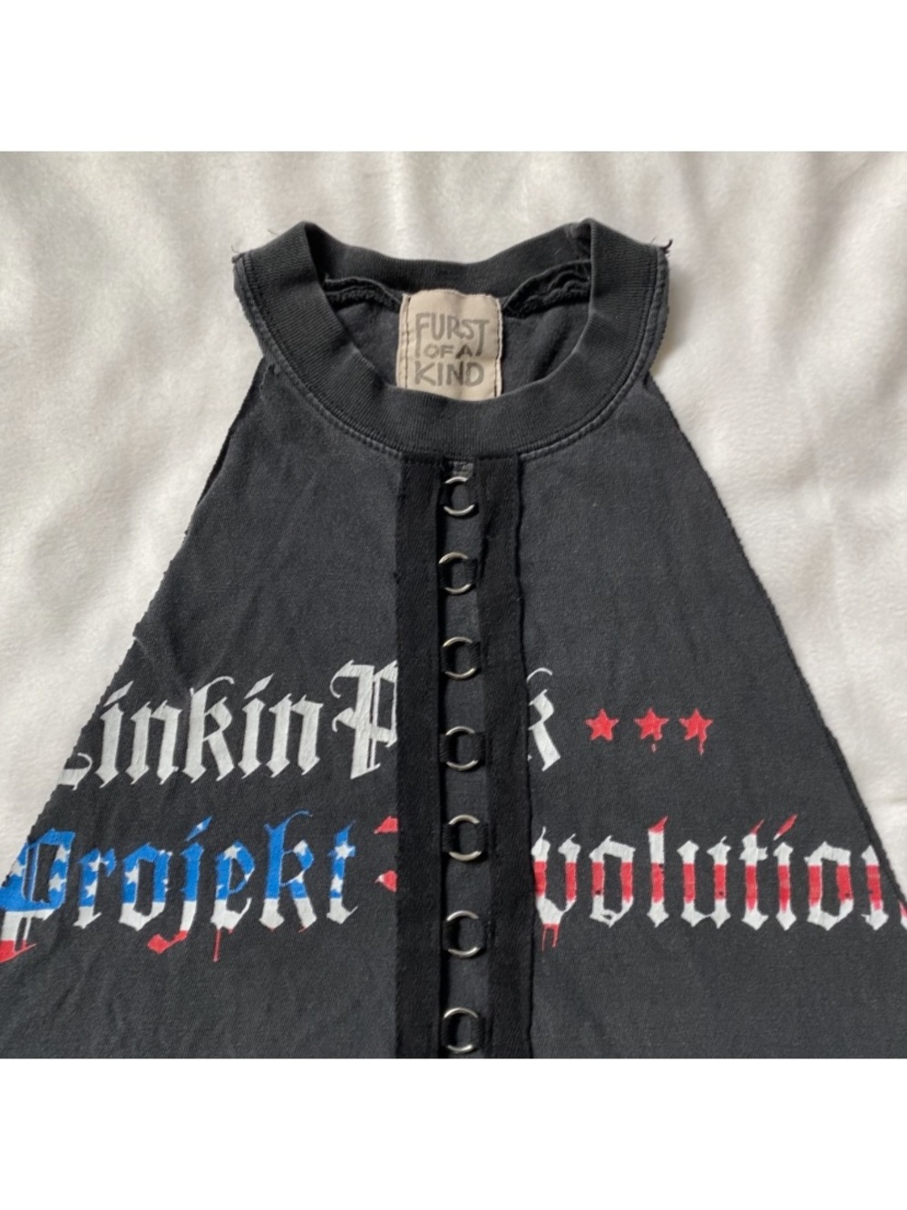 Vintage Furst of a Kind Projekt revolution tour Graphic Halter Top Ring Detail - Picture 4 of 9